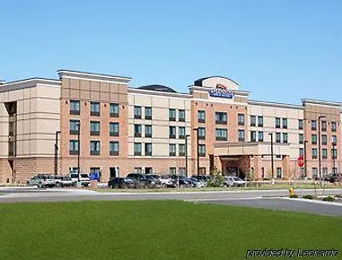 Hotel Baymont By Wyndham Denver International Airport